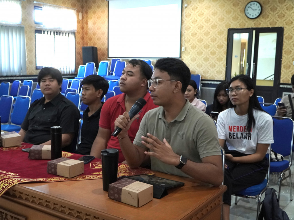 Menuju Era Digitalisasi, KIM Dalung Mendalami Konsep Digital Marketing